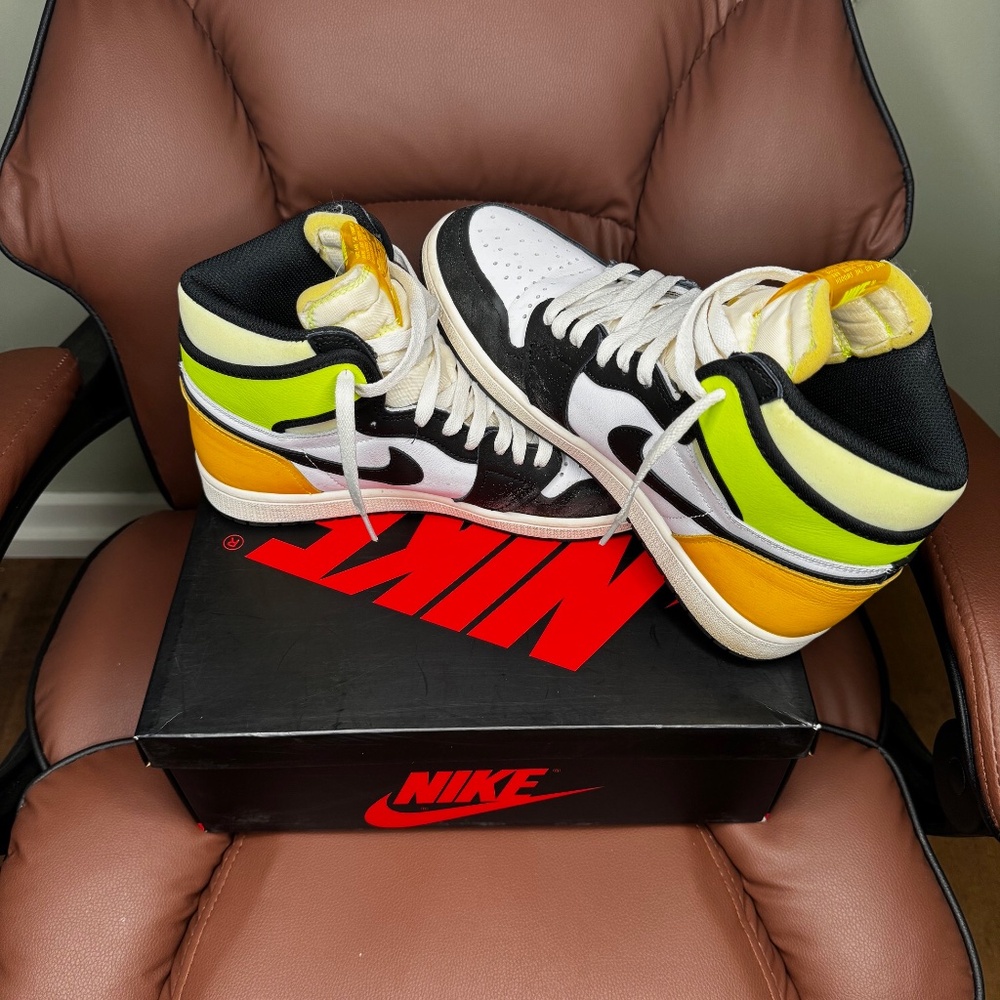 Air Jordan 1 Retro High OG Green & Yellow